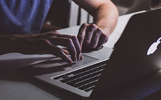 李国庆大婚后与爱妻共度浪漫七夕佳节